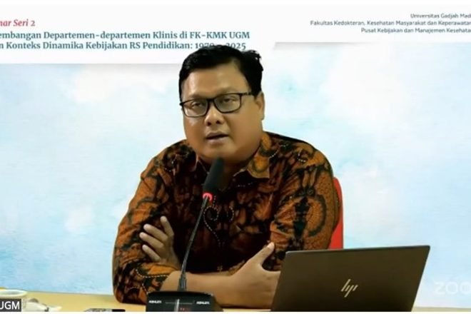 Reportase Webinar Perkembangan Departemen-Departemen Klinis di FK-KMK UGM dalam Konteks Dinamika Rumah Sakit Pendidikan (1970–2025)